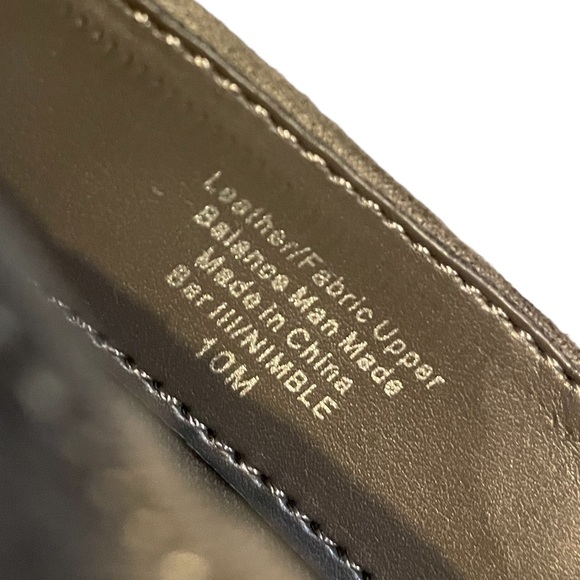 BAR III NIMBLE GREY LEATHER SUEDE ANKLE ZIP BUCKLE BLOCK HEEL BOOTIE - Picture 7 of 9